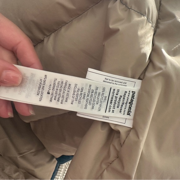 Patagonia hooded vest - Picture 5 of 5